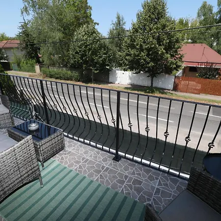 Four Flowers Lejlighed Siófok