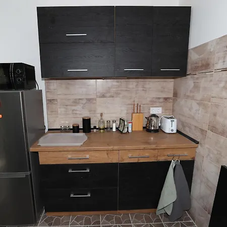 Four Flowers Apartmán Siófok