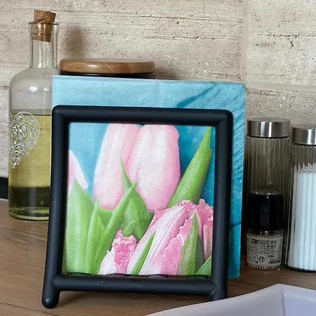 Four Flowers 公寓 *