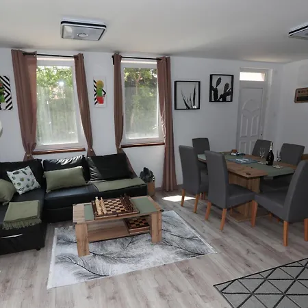 Apartmán Four Flowers *