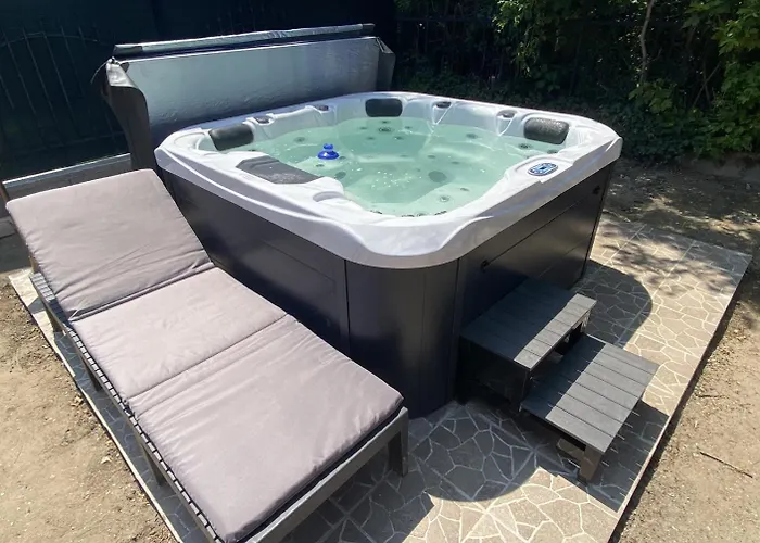 Four Flowers شقة شيوفوك